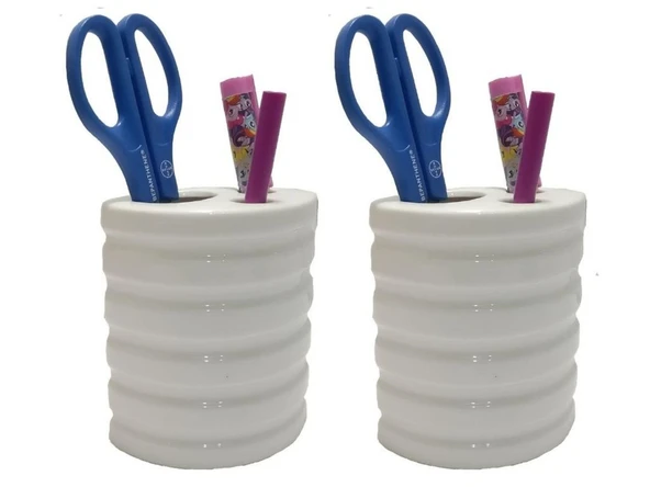 2 ADET KALEMLİK OVAL ÇİZGİLİ MODEL SERAMİK OFİS GERECİ  9X6X11CM ürün görseli