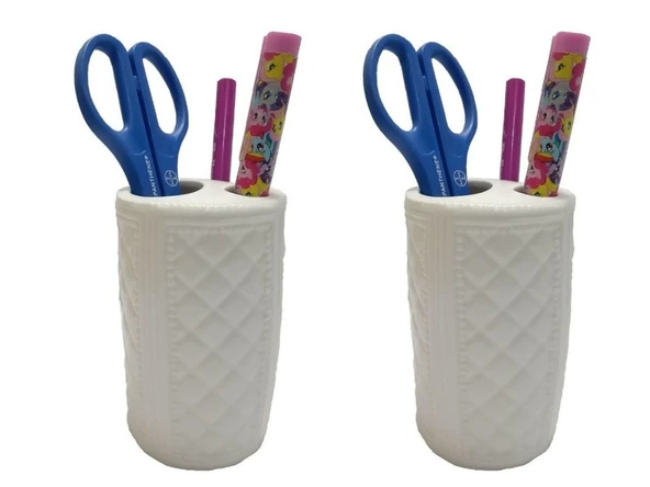 2 ADET KALEMLİK BAKLAVA DESENLİ SERAMİK OFİS GERECİ  6X6X11CM ürün görseli