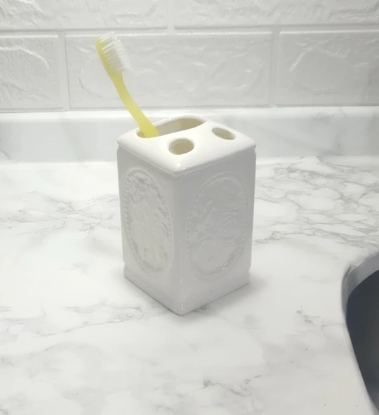 2 ADET SERAMİK DİŞ FIRÇALIK ÇİÇEKLİ KARE MODEL 8X8X11CM BANYO SETİ - Resim 2