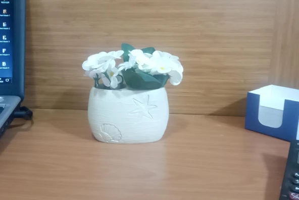 2 ADET VAZO DAHİL,VAZODA ÇİÇEK,BEYAZ YAPAY ÇİÇEK,VAZO DEKORATİF İSTİRİDYE POLİRESİN 10X5X14CM - 3