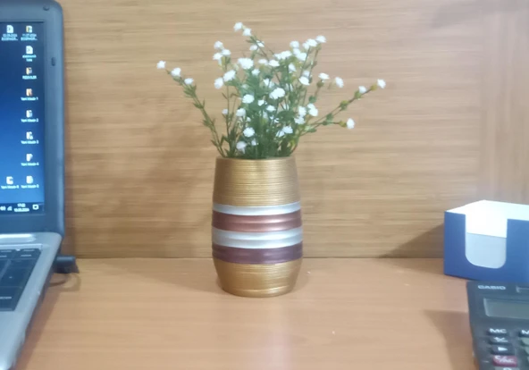 2 ADET VAZO DAHİL,VAZODA ÇİÇEK,BEYAZ YAPAY ÇİÇEK,VAZO DEKORATİF METALİK KAHVE POLİRESİN 6X6X17CM - 3