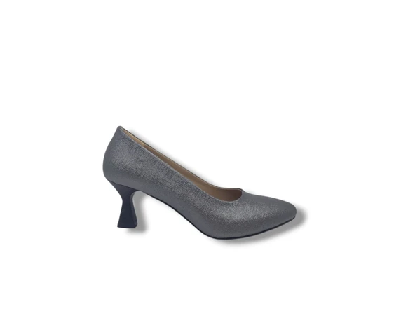 Zerhan 239 Kadın Platin Klasik Alçak Topuklu Ayakkabı ürün görseli