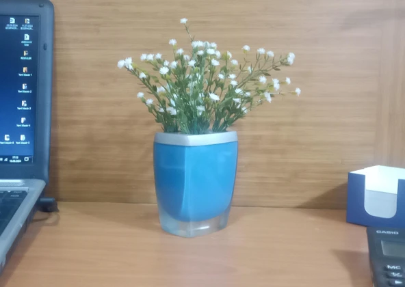 2 ADET VAZO DAHİL,VAZODA ÇİÇEK,BEYAZ YAPAY ÇİÇEK,VAZO DEKORATİF GRİ MAVİ POLİRESİN 8X4X16CM - 3