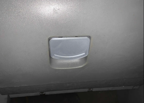 VOLKSWAGEN NEW BEETLE TORPİDO KAPAK AÇMA MANDALI KAPAĞI - 3