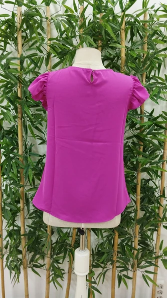 Kadın Yuvarlak Yaka Kolları Fırfırlı Krep Bluz - Resim 8