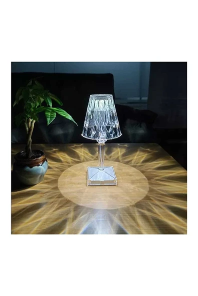 Yussraw Masaa Lambası Aydınlatma Akrilik Kristal Led Şarjlı Masa Üstü Lamba