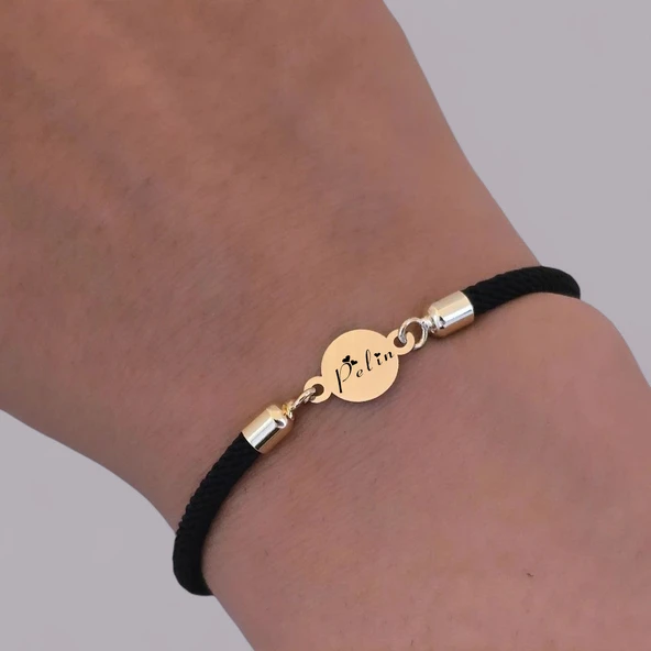 14 Ayar Altın Plakalı İsme Özel Yuvarlak Figürlü Siyah Örgü İpli Hediye Bileklik-619 - Resim 3