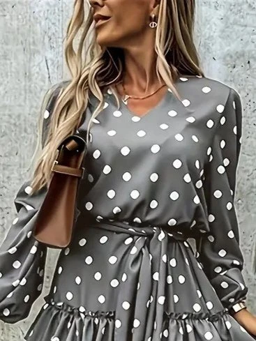 Kadın Uzun Kollu V Yakalı Belden Kuşaklı Puantiyeli Mini Modal Elbise - Resim 2