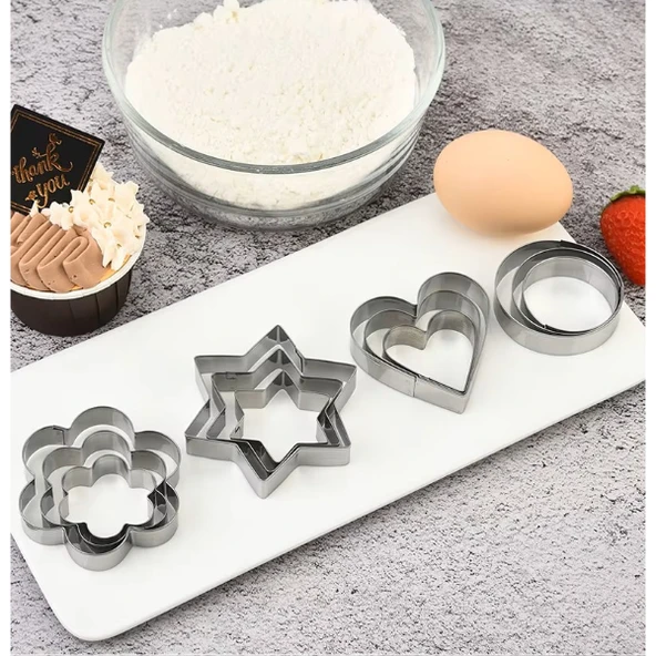 Periboia 12 Adet Paslanmaz Çelik Kurabiye Kalıbı Seti