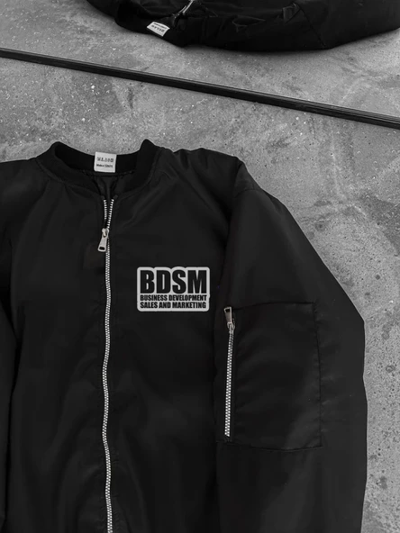 İçi Kapitone Astarlı Tam Kalıp Baskılı Bomber Ceket - Siyah - Resim 2