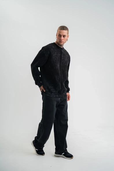 Unisex Bisiklet Yaka Özel Pis Dikişli Yıkamalı SweatShirt - Siyah - Resim 4