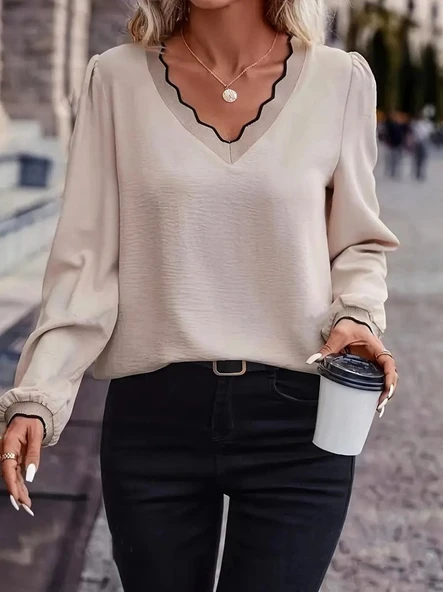 Kadın Uzun Kollu V Yakalı Aerobin Bluz ürün görseli