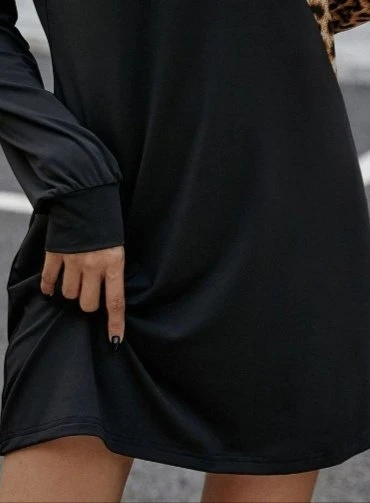 Kadın Uzun Kollu Omuzdan Açık Leopar Desenli Viskon Iki Iplik Mini Elbise - Resim 4