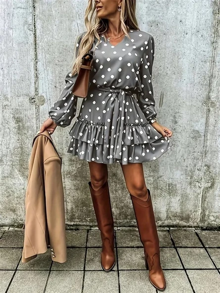 Kadın Uzun Kollu V Yakalı Belden Kuşaklı Puantiyeli Mini Modal Elbise ürün görseli