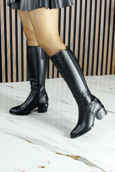 Erkan Saçmacı Siyah Hakiki Dana Derisi Streç Tokalı Fermuarlı Sivri Burun Kalın Topuklu Çizme