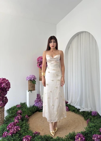 Dora Çiçek Detaylı Elbise - 4