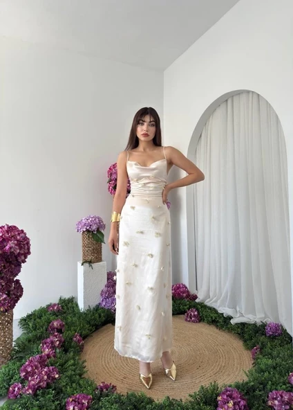 Dora Çiçek Detaylı Elbise - 6