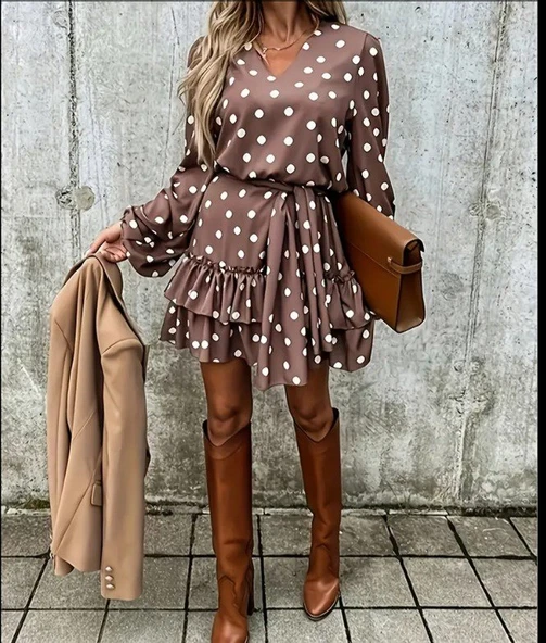 Kadın Uzun Kollu V Yakalı Belden Kuşaklı Puantiyeli Mini Modal Elbise ürün görseli