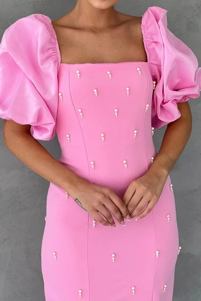 Pembe İşlemeli Kolu Garnili Elbise - Resim 3