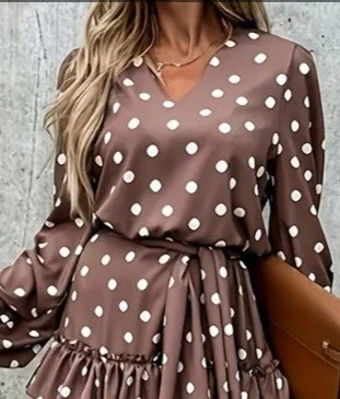 Kadın Uzun Kollu V Yakalı Belden Kuşaklı Puantiyeli Mini Modal Elbise - Resim 2