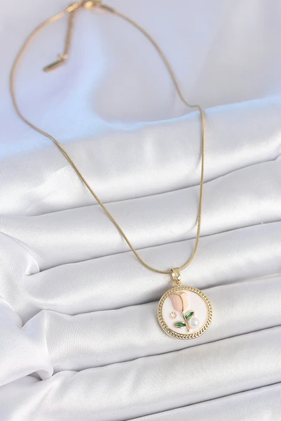 316L Çelik Gold Renk Beyaz Mineli İncili Çiçek İşlemeli Portre Model Kadın Kolye - TJ-BKO10180 - Resim 2