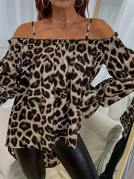 Kadın Ip Askılı Omuzlardan Açık Leopar Desenli Asimetrik Kesim Süprem Bluz - Resim 2