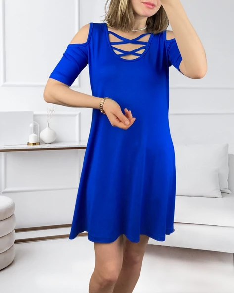 Dekolteli Bağcık Detay Viskon Kumaş Elbise - Resim 4