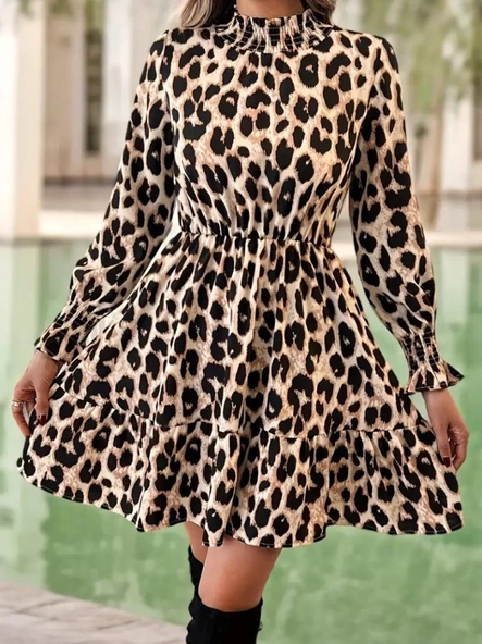 Kadın Uzun Kollu Yarı Balıkçı Yaka Leopar Desenli Modal Mini Elbise ürün görseli