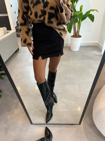 Kadın çift Yırtmaç Detaylı Mını Etek ürün görseli