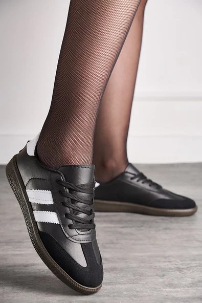 Kadın Bağcıklı Hafif Kaymaz Tabanlı Yumuşak Süet Detaylı Günlük Ayakkabı 341