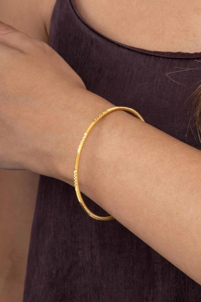 Gümüş Pazarım Altın Kaplama Motifli 925 Ayar Gümüş Kadın Ajda Bilezik - Resim 2