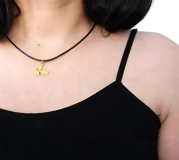 14 Ayar Altın Plakalı Harfe Özel Siyah Bağlıklı Araba Figürlü Hediyelik Kolye-630 - Resim 2