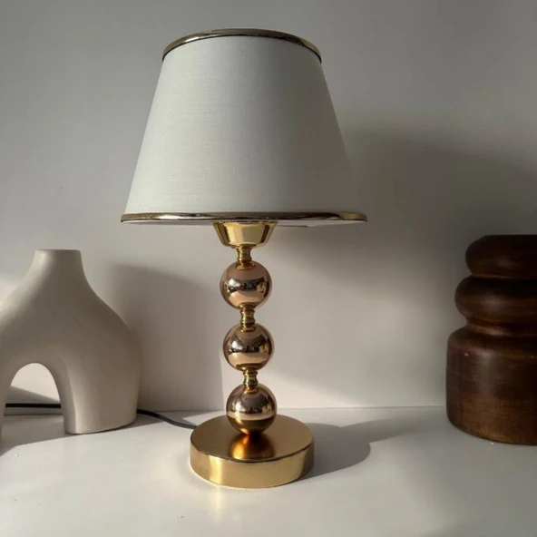 Elegance Gold Metal Ayaklı Şeritli Kumaş Başlık Abajur Dekoratif Gece Lambası - 3