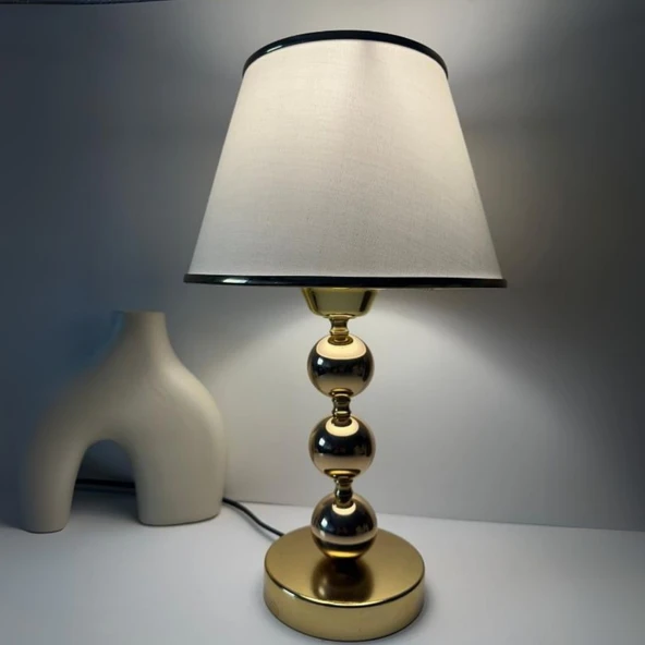 Elegance Gold Metal Ayaklı Şeritli Kumaş Başlık Abajur Dekoratif Gece Lambası