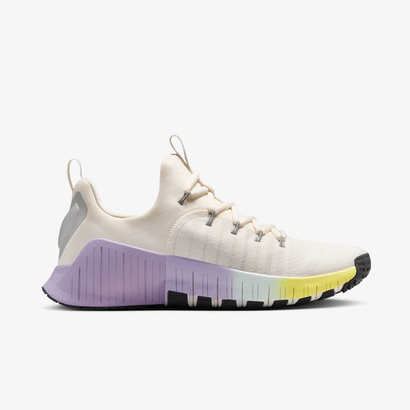 Nike Free Metcon 6 SE SPOR AYAKKABI (DAR KALIP)HJ6214-001 ürün görseli