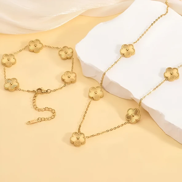 Moda Minimalist 304 Paslanmaz Çelik Titanyum Beş Yapraklı Çiçek Takı Seti - Benzersiz Tasarım Altın Bilezik ve Kolye Zinciri, Premium Çok Yönlü Bilezik + Kolye ürün görseli