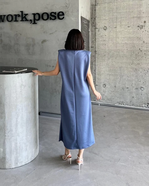 Vatkalı elbise - Resim 4