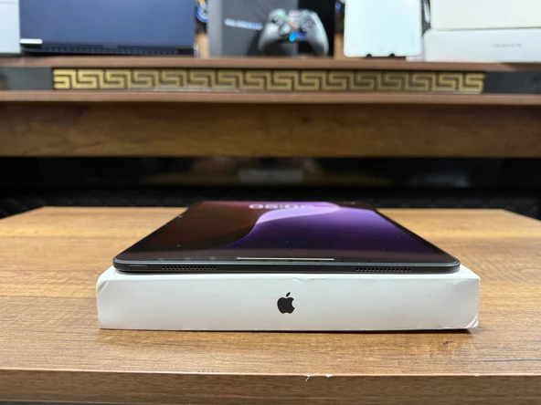Apple iPad Pro 7. Nesil 256GB 13” MVX23TU/A Uzay Siyahı Tablet (İKİNCİ EL) - 5