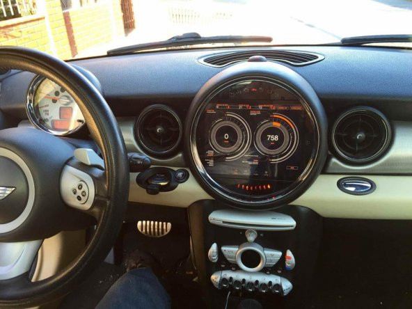 Mini Cooper Araçları İçin İpad Mini Entegrasyonu Plastik Aparat
