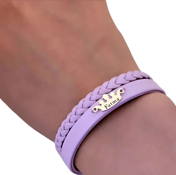 14 Ayar Altın Plakalı İsme Özel Taç Motifli Açık Mor Derili Hediye Bileklik-637 - Resim 3