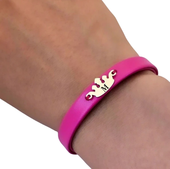 14 Ayar Altın Plakalı Harfe Özel Doğal Pembe Derili Taç Figürlü Hediye Bileklik-642 - Resim 3