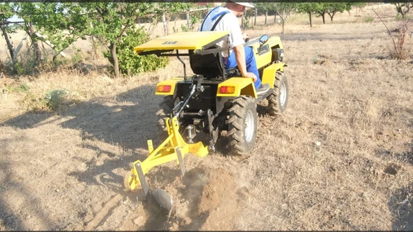 Cevan 22,4 HP Dizel Mini Bahçe Traktörü  4x4 Çekiş - 4