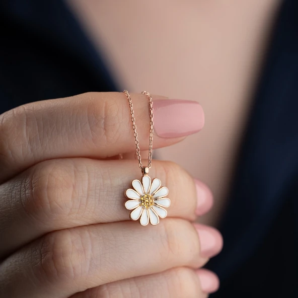 Vaoov 925 Ayar Gümüş Beyaz Papatya Kolye ürün görseli