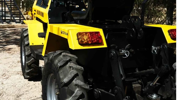 Cevan 22,4 HP Dizel Mini Bahçe Traktörü  4x4 Çekiş - 3