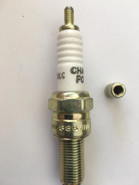 Champion P-RG4HCC Reziztanslı Buji BAJAJ PULSAR Yan Orjinal Buji ürün görseli 1