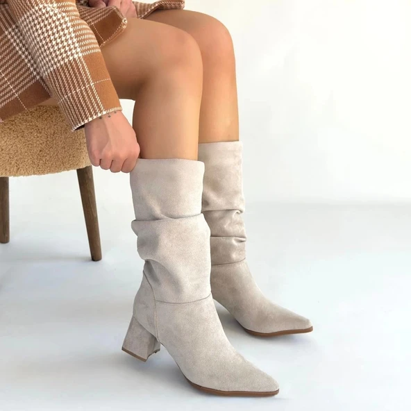 Titen Bej Süet Körüklü Topuklu Çizme - 4