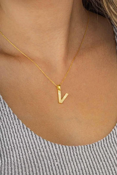 Gümüş Pazarım Altın Kaplama V Harfi Kadın 925 Ayar Gümüş Kolye - Resim 2