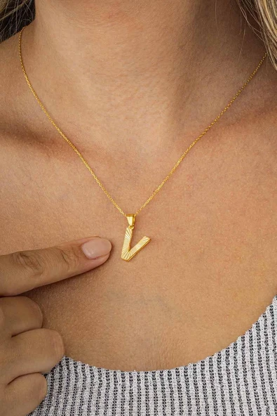 Gümüş Pazarım Altın Kaplama V Harfi Kadın 925 Ayar Gümüş Kolye - Resim 3