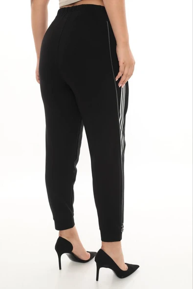 Büyük Beden Kadın Beyaz Şeritli Fermuarlı Dar Paça Jogger Pantolon - 3