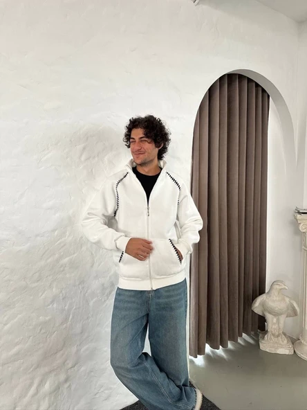 Erkek Oversize Dik Yaka Fermuarlı Sweatshirt - Zincir Nakışli Kanguru Cepli - Beyaz - Resim 3
